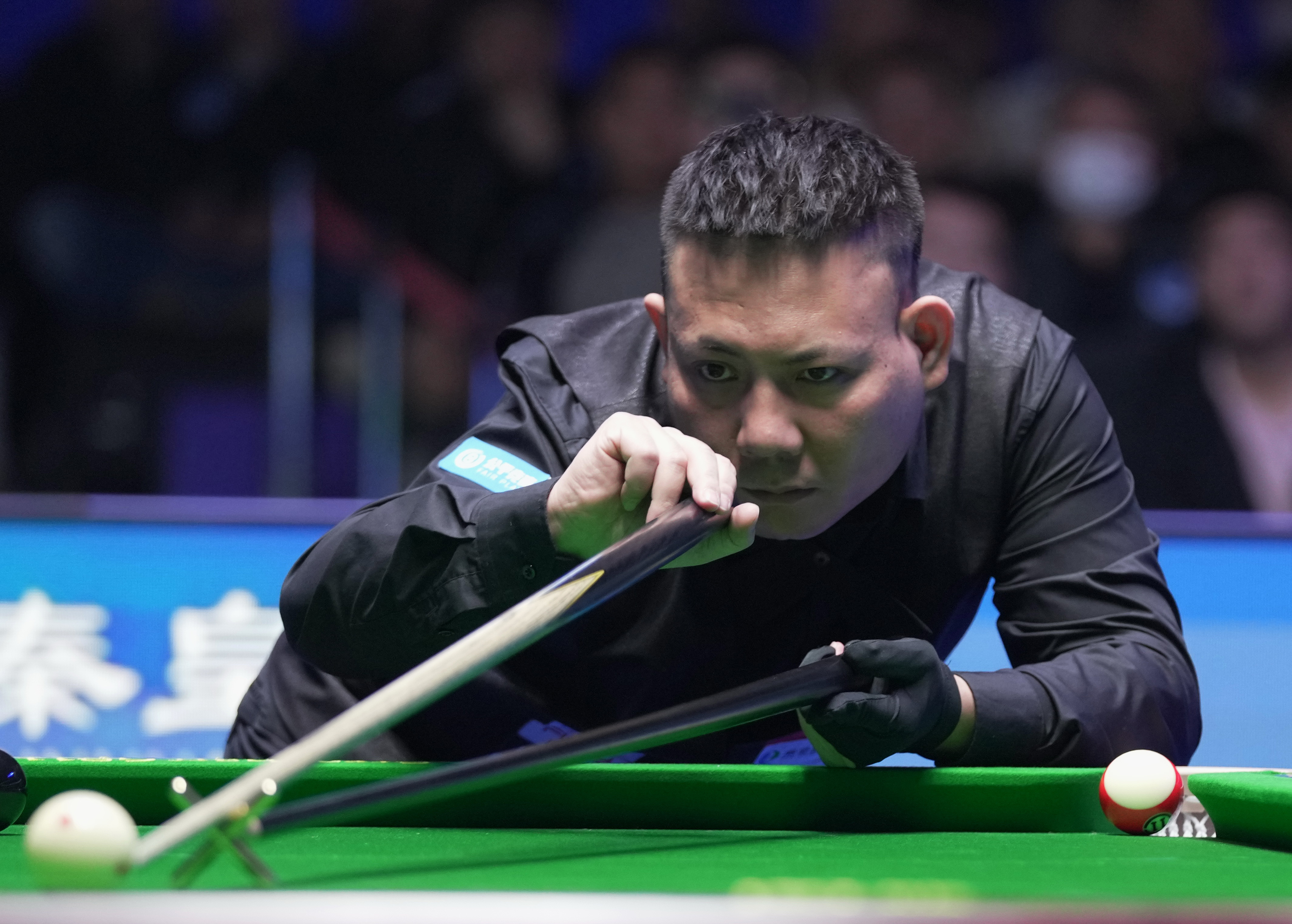 破对方防线 破对方防线