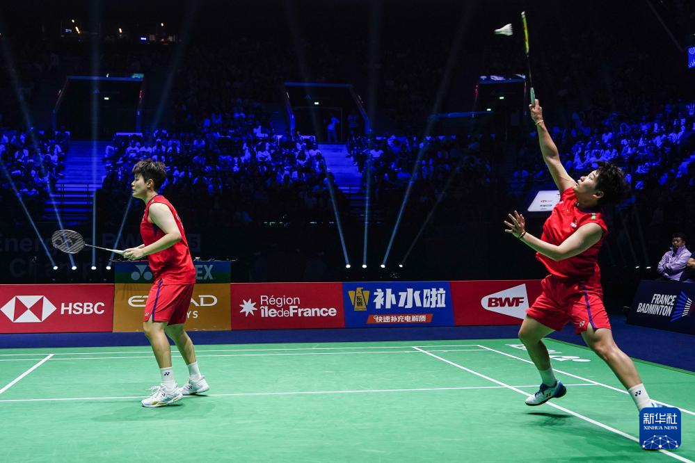 偏向农民思 偏向农民思